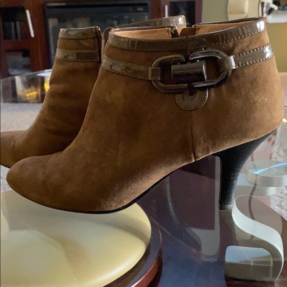 Soft ankle shooties